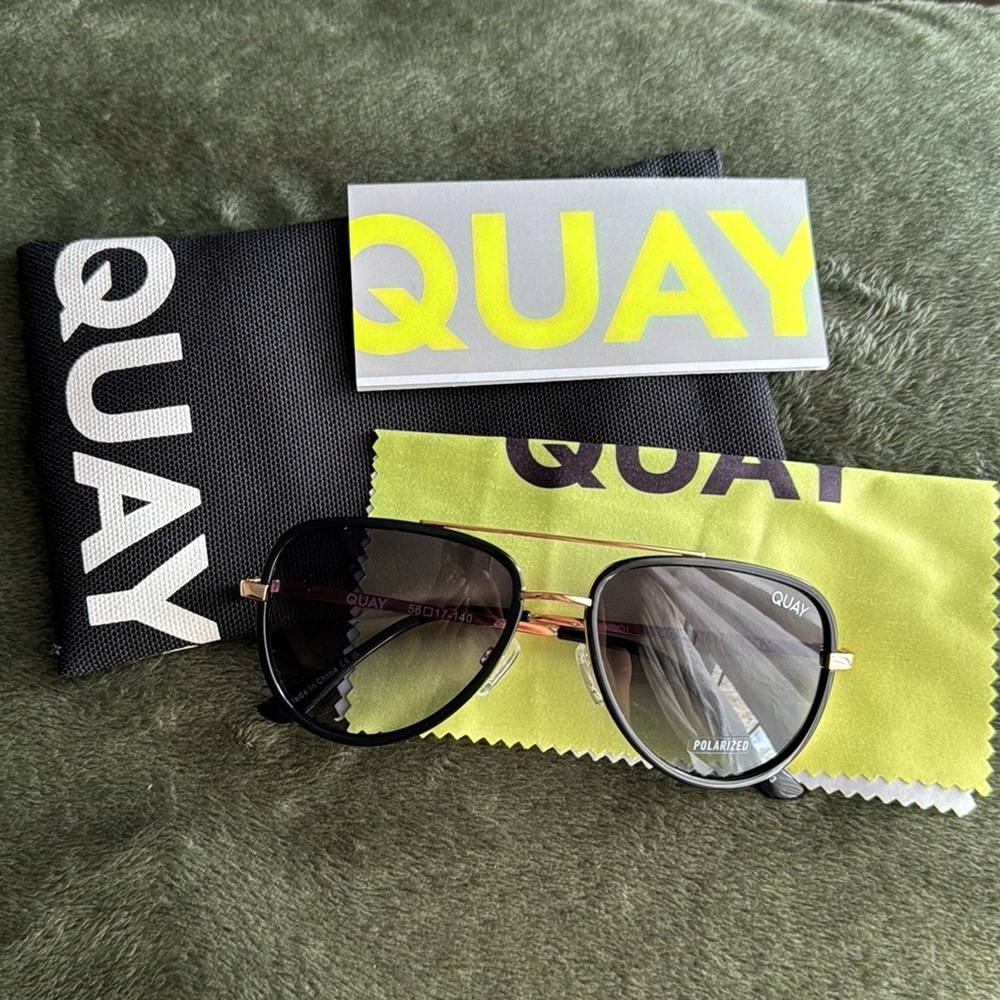 Brand New Quay Sunglasses, aviator sunglasses, Quay Australia,  non prescription